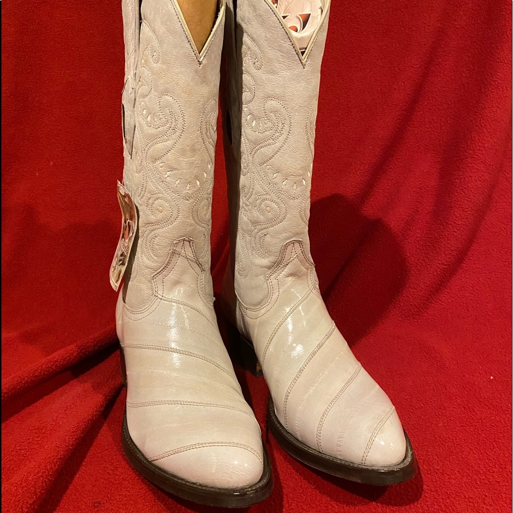 Cuadra genuine leather cowboy boots eel skin new with out the box